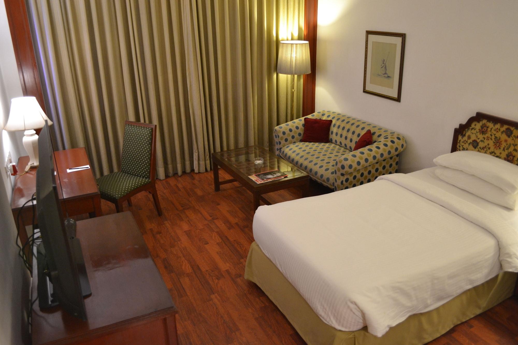 ทัชบันจารา Hotel ไฮเดอราบัด ภายนอก รูปภาพ A room at the hotel