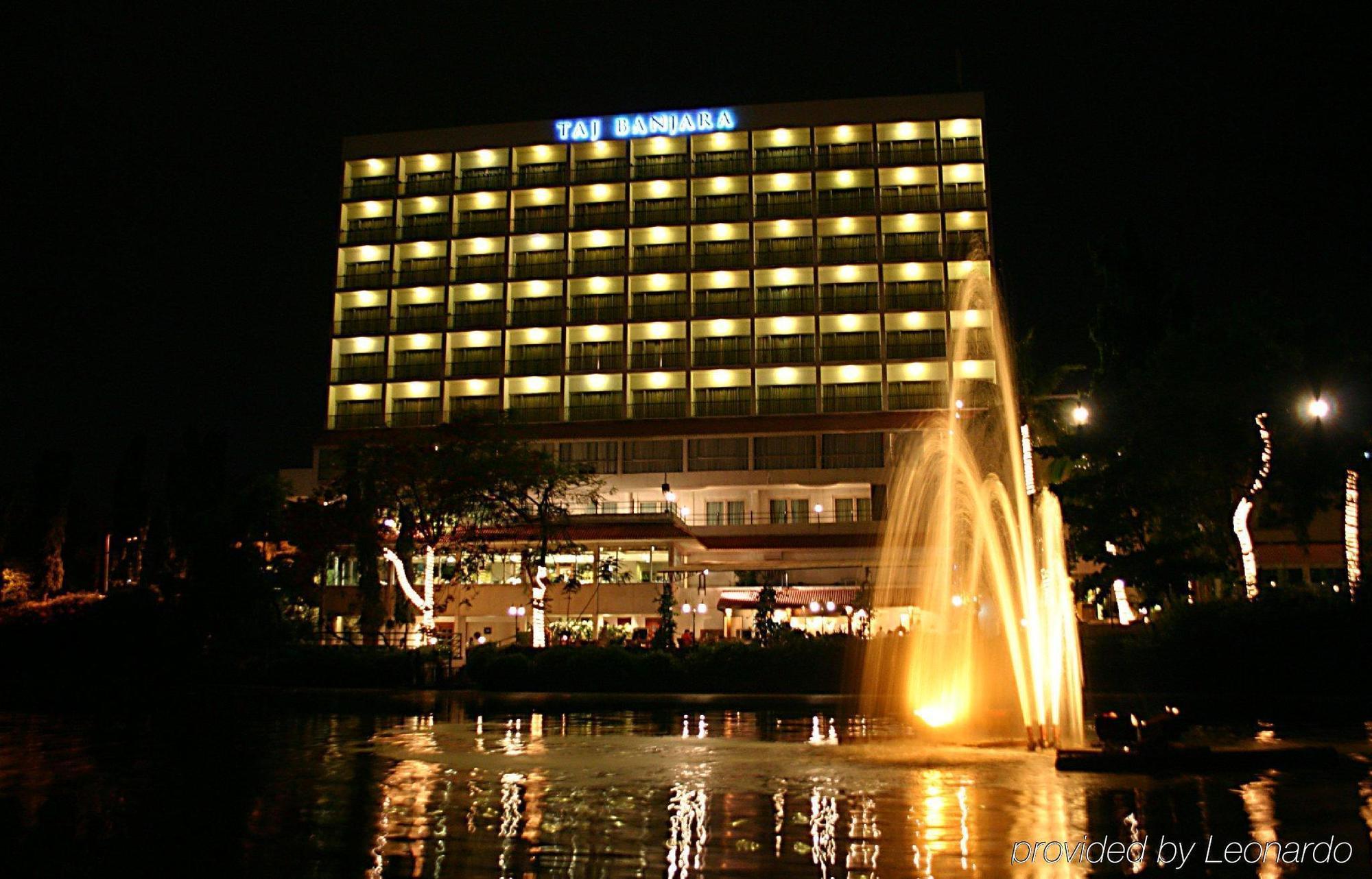 ทัชบันจารา Hotel ไฮเดอราบัด ภายนอก รูปภาพ The Manila Hotel at night