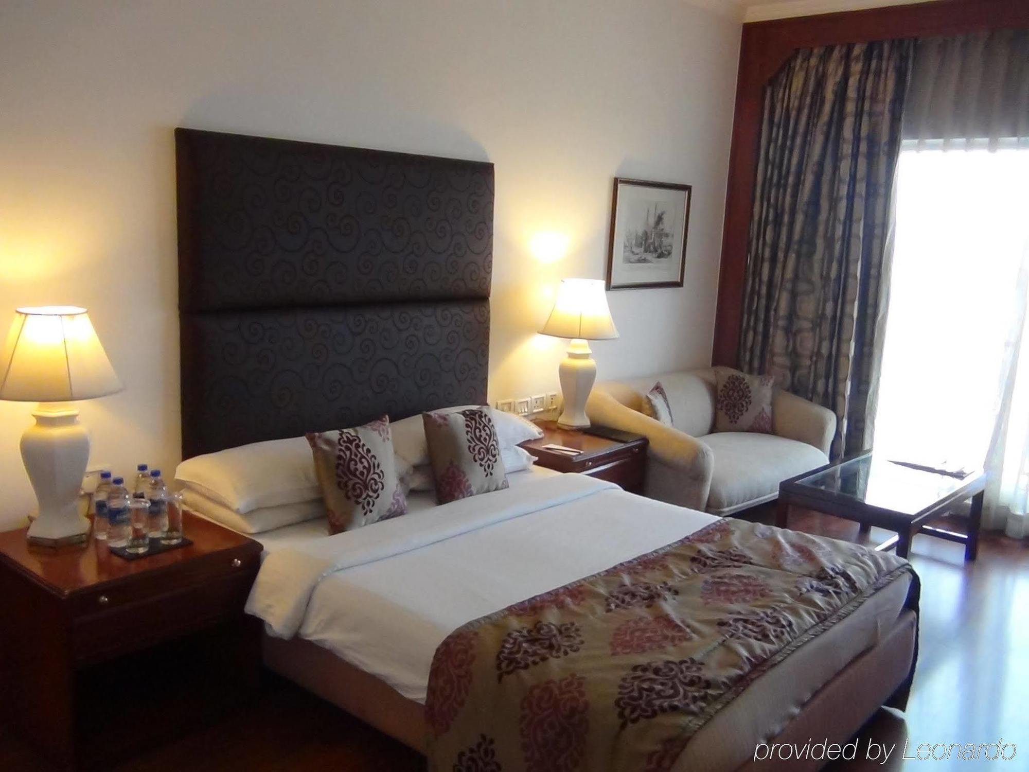 ทัชบันจารา Hotel ไฮเดอราบัด ภายนอก รูปภาพ A room at the Taj Bengal